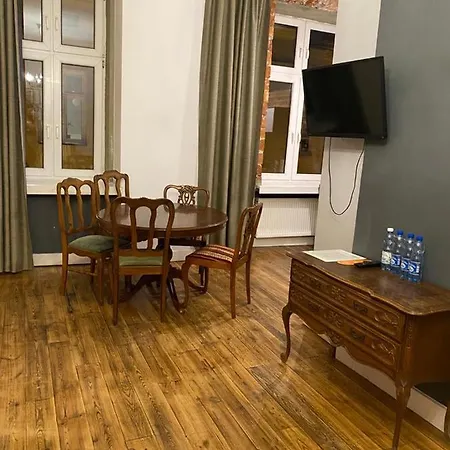 Apartmanhotel Mieszkania I Pracownicze - Good Time